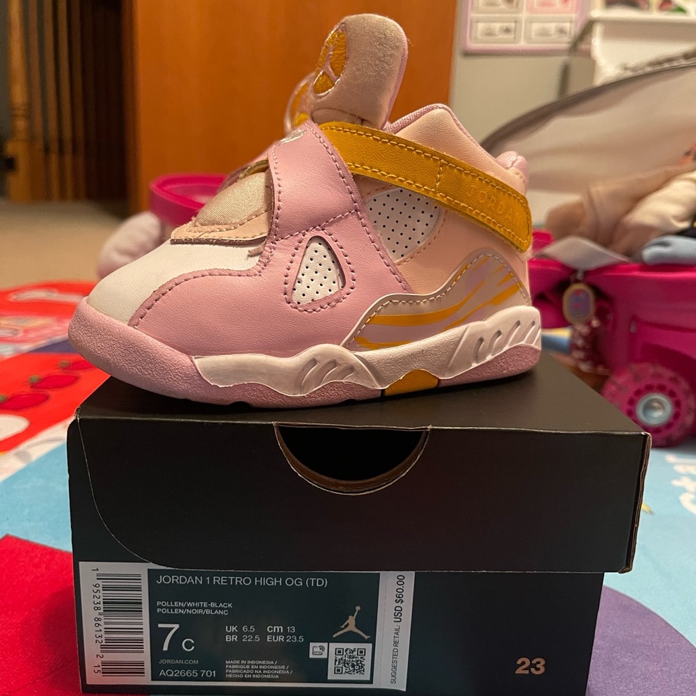 Girls Jordan
